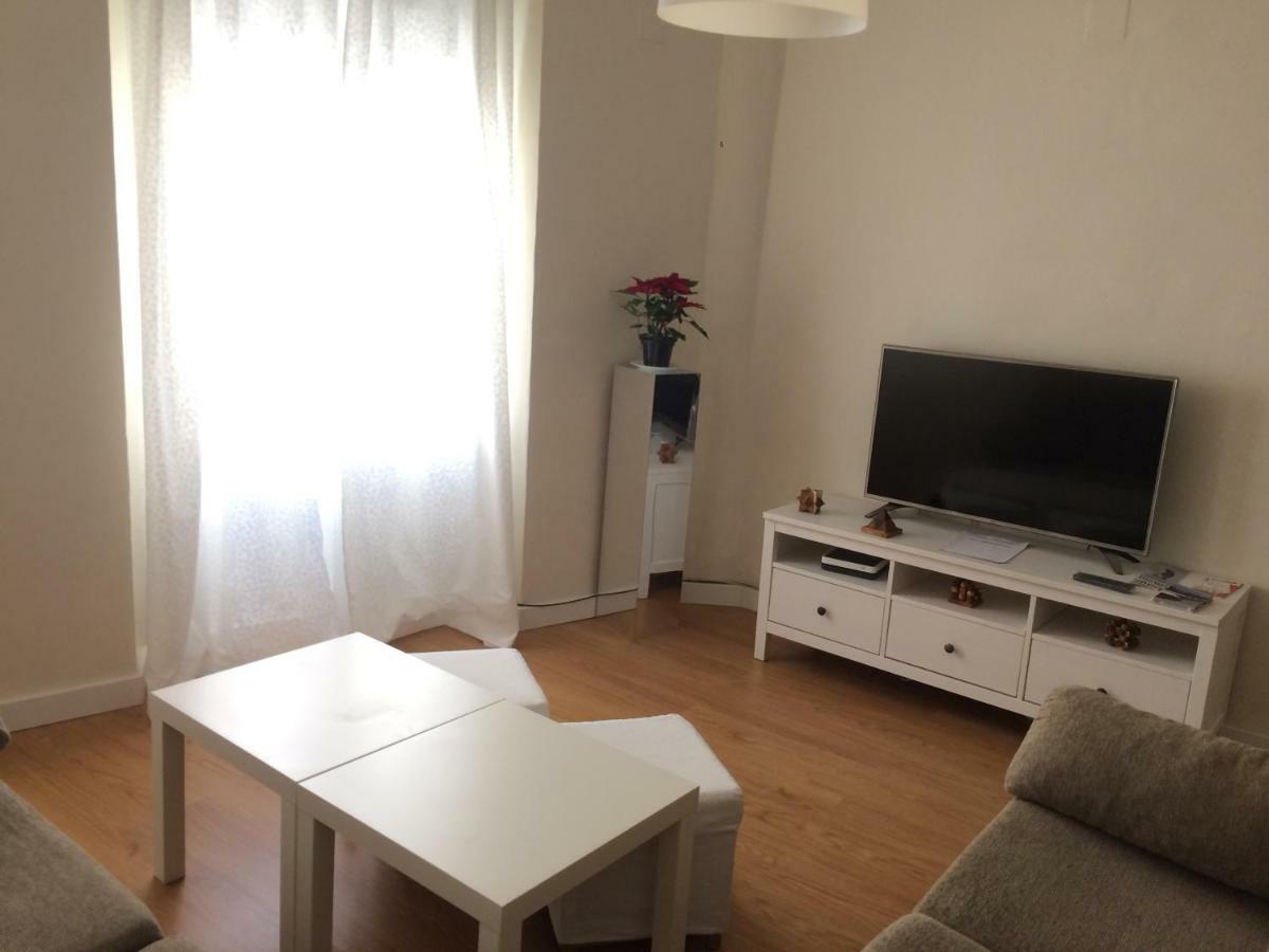 Appartement Peris Mencheta *